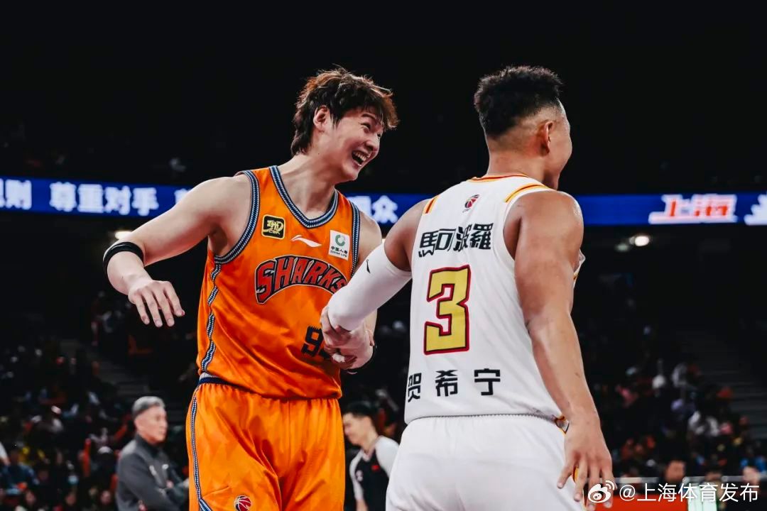 赛后CBA常规赛传出新动向，上海久事状态回暖，管理层表态——管理层满意，阵容厚度经受考验的简单介绍