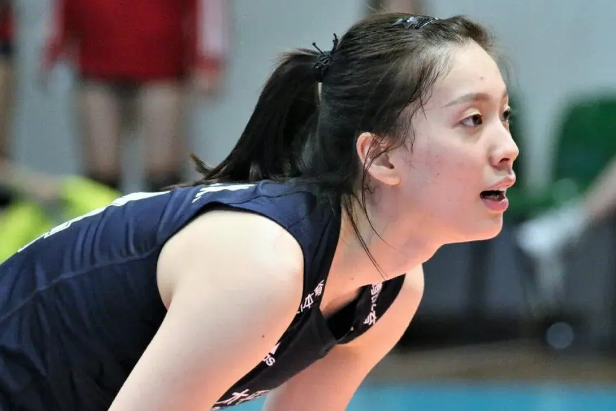 冲刺阶段夏洛特黄蜂调整名单以备欧冠，外线爆发环节打磨，信心回归，数据趋势出现新变化(25到26赛季欧冠资格赛赛程)