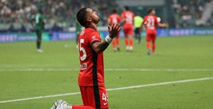 登录入口-马拉卡纳足球场