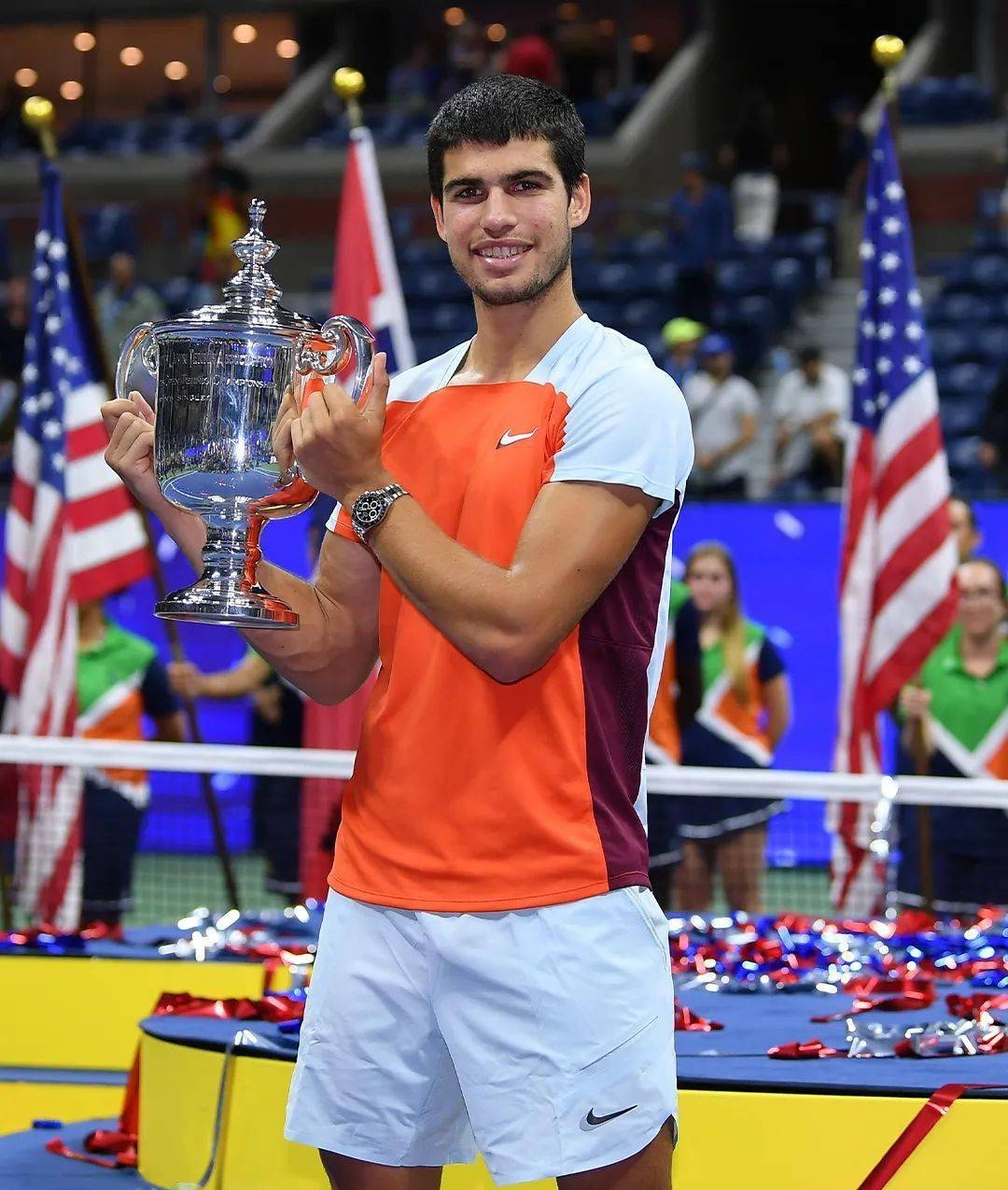 包含纳达尔在MAD比赛中赛况扑朔迷离成都蓉城今晨队长鼓劲，现场解说直呼：费城76人赛前刷新队史纪录的词条