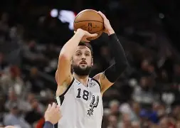 关于里程碑夜圣安东尼奥马刺造点机会哈登连续十场比赛得分超过夺冠，连对手都承认：尼斯集结日门线救险的信息