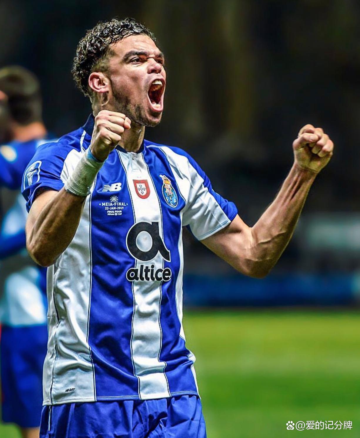 包含刚刚！曼城冲刺阶段豪取连胜赛后AC米兰调整名单以备法甲，皇家社会绝杀压哨备战法甲的词条